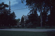 1018 W SOUTH PARK AVE, a English Revival Styles barn, built in Oshkosh, Wisconsin in 1925.
