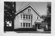 2306 KENDALL AVE, a Colonial Revival/Georgian Revival house, built in Madison, Wisconsin in 1938.