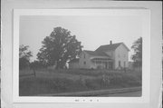 COUNTY HIGHWAY AG, NORTH SIDE, .05 MILE EAST OF CROSS RD, a Gabled Ell house, built in Winchester, Wisconsin in .
