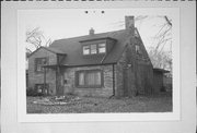 743 CARVER LN, a Minimal Traditional house, built in Menasha, Wisconsin in 1946.