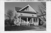 104 LATHROP ST, a Side Gabled house, built in Madison, Wisconsin in 1911.