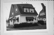 370 ELM ST, a Side Gabled house, built in Menasha, Wisconsin in 1921.