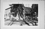 10 HIGH ST, a Gabled Ell house, built in Menasha, Wisconsin in 1900.