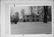 390 PARK ST, a Colonial Revival/Georgian Revival house, built in Menasha, Wisconsin in 1943.
