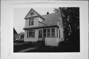 325 CENTER ST, a Queen Anne house, built in Neenah, Wisconsin in 1896.