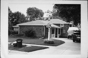 724 CHESTNUT ST, a Contemporary house, built in Neenah, Wisconsin in 1948.