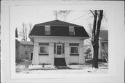 415 E FOREST AVE 415 E FOREST AVE, a Bungalow house, built in Neenah, Wisconsin in 1924.