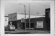200 MAIN ST, a Commercial Vernacular small retail building, built in Neenah, Wisconsin in 1913.