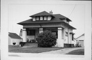 799 MAIN ST, a Bungalow house, built in Neenah, Wisconsin in 1914.