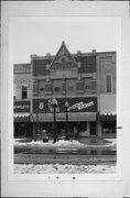 125 W WISCONSIN AVE 125 W WISCONSIN AVE, a Romanesque Revival grocery store/supermarket, built in Neenah, Wisconsin in 1892.