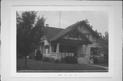 323 JEFFERSON AVE, a Craftsman house, built in Omro, Wisconsin in 1922.