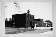 325 W MAIN ST, a Astylistic Utilitarian Building industrial bldg/manufacturing facility, built in Omro, Wisconsin in 1916.