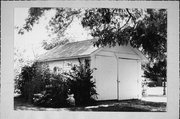 148 E RIVER DR, a Astylistic Utilitarian Building garage, built in Omro, Wisconsin in .