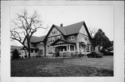206 ALGOMA BLVD, a Craftsman house, built in Oshkosh, Wisconsin in 1905.