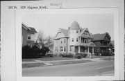529, 529A ALGOMA BLVD, a Queen Anne house, built in Oshkosh, Wisconsin in 1894.