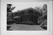 1183 ALGOMA BLVD, a Prairie School house, built in Oshkosh, Wisconsin in 1910.