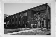 506 JACKSON ST, a Contemporary apartment/condominium, built in Oshkosh, Wisconsin in 1963.