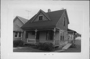 219 OXFORD AVE, a Queen Anne house, built in Oshkosh, Wisconsin in 1888.