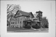 820 E PARKWAY AVE 820 E PARKWAY AVE, a Queen Anne religious residence, built in Oshkosh, Wisconsin in .