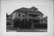 526 UNION AVE, a Neoclassical/Beaux Arts house, built in Oshkosh, Wisconsin in 1900.