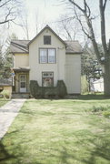 308 W PARK ST, a Queen Anne house, built in Marshfield, Wisconsin in 1902.