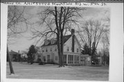 812 W 5TH ST, a Colonial Revival/Georgian Revival house, built in Marshfield, Wisconsin in 1918.