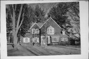 815 W 5TH ST, a Colonial Revival/Georgian Revival house, built in Marshfield, Wisconsin in 1928.
