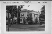 900 W 5TH ST, a Neoclassical/Beaux Arts house, built in Marshfield, Wisconsin in 1903.