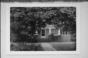 910 W 5TH ST, a Bungalow house, built in Marshfield, Wisconsin in 1915.