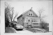612 W ARNOLD ST, a Front Gabled house, built in Marshfield, Wisconsin in .