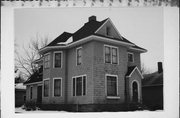 301 S CEDAR AVE, a Queen Anne house, built in Marshfield, Wisconsin in 1891.