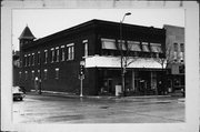 201-207 S CENTRAL AVE, a Commercial Vernacular large retail building, built in Marshfield, Wisconsin in 1898.