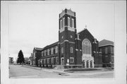 1011 S CENTRAL AVE, a Late Gothic Revival house of worship, built in Marshfield, Wisconsin in 1932.