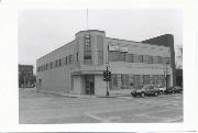 318 N MAIN ST, a Art/Streamline Moderne large retail building, built in Oshkosh, Wisconsin in 1950.
