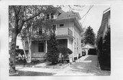 325 ELMSIDE BLVD, a American Foursquare house, built in Madison, Wisconsin in 1908.