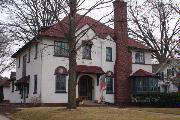 1940 WAUWATOSA AVE, a Arts and Crafts house, built in Wauwatosa, Wisconsin in 1922.