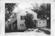 3705 COUNCIL CREST, a Colonial Revival/Georgian Revival house, built in Madison, Wisconsin in 1937.