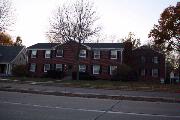5171 N SANTA MONICA BLVD & 225 E HENRY CLAY ST, a Colonial Revival/Georgian Revival apartment/condominium, built in Whitefish Bay, Wisconsin in 1950.