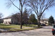 101 - 131 W CHATEAU PL, a Side Gabled apartment/condominium, built in Whitefish Bay, Wisconsin in 1950.