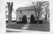 2708 LAKELAND AVE, a Colonial Revival/Georgian Revival house, built in Madison, Wisconsin in 1936.