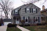 5509 N DANBURY RD, a Contemporary house, built in Whitefish Bay, Wisconsin in 1976.