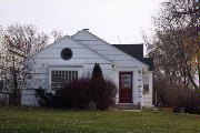 5000 N SHEFFIELD AVE, a Colonial Revival/Georgian Revival house, built in Whitefish Bay, Wisconsin in 1941.