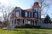349 S 1ST ST, a Queen Anne house, built in Evansville, Wisconsin in 1885.
