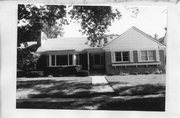 4205 MANDAN CRES, a Minimal Traditional house, built in Madison, Wisconsin in 1953.