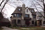 5059 & 5061 N LAKE DR, a English Revival Styles duplex/two-flat, built in Whitefish Bay, Wisconsin in 1927.