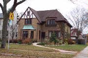 5800 N KENT AVE, a English Revival Styles house, built in Whitefish Bay, Wisconsin in 1929.