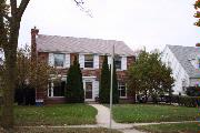 5801 N KENT AVE, a Colonial Revival/Georgian Revival house, built in Whitefish Bay, Wisconsin in 1941.