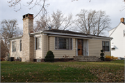 1621 FENWICK AVE, a Ranch house, built in Eau Claire, Wisconsin in 1947.