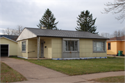 1819 LYNDALE AVE, a Lustron house, built in Eau Claire, Wisconsin in 1949.