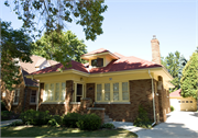 456 MELVIN AVE, a Bungalow house, built in Racine, Wisconsin in 1928.